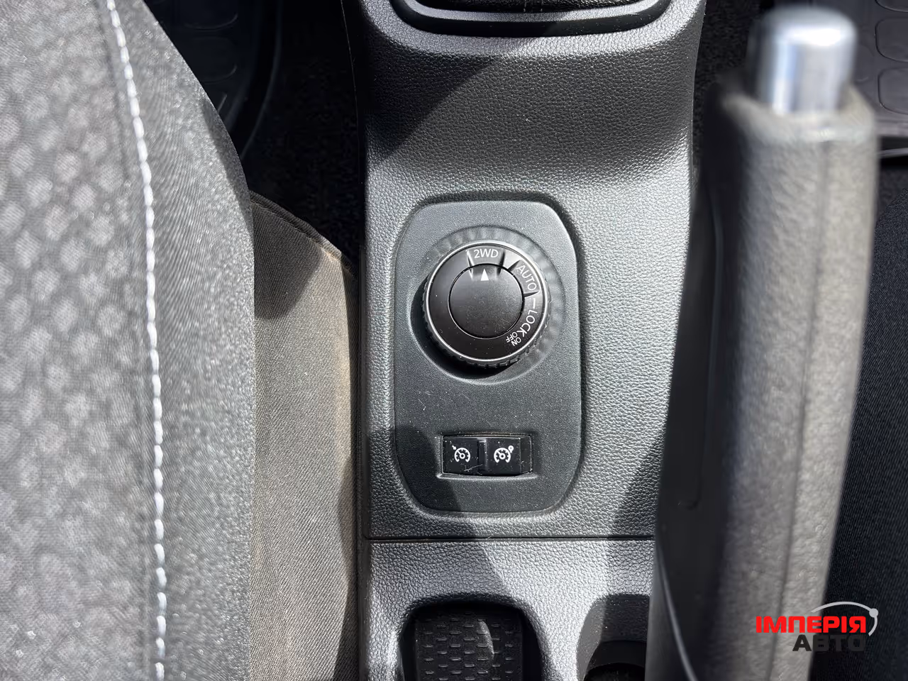 Renault Duster - фото 19