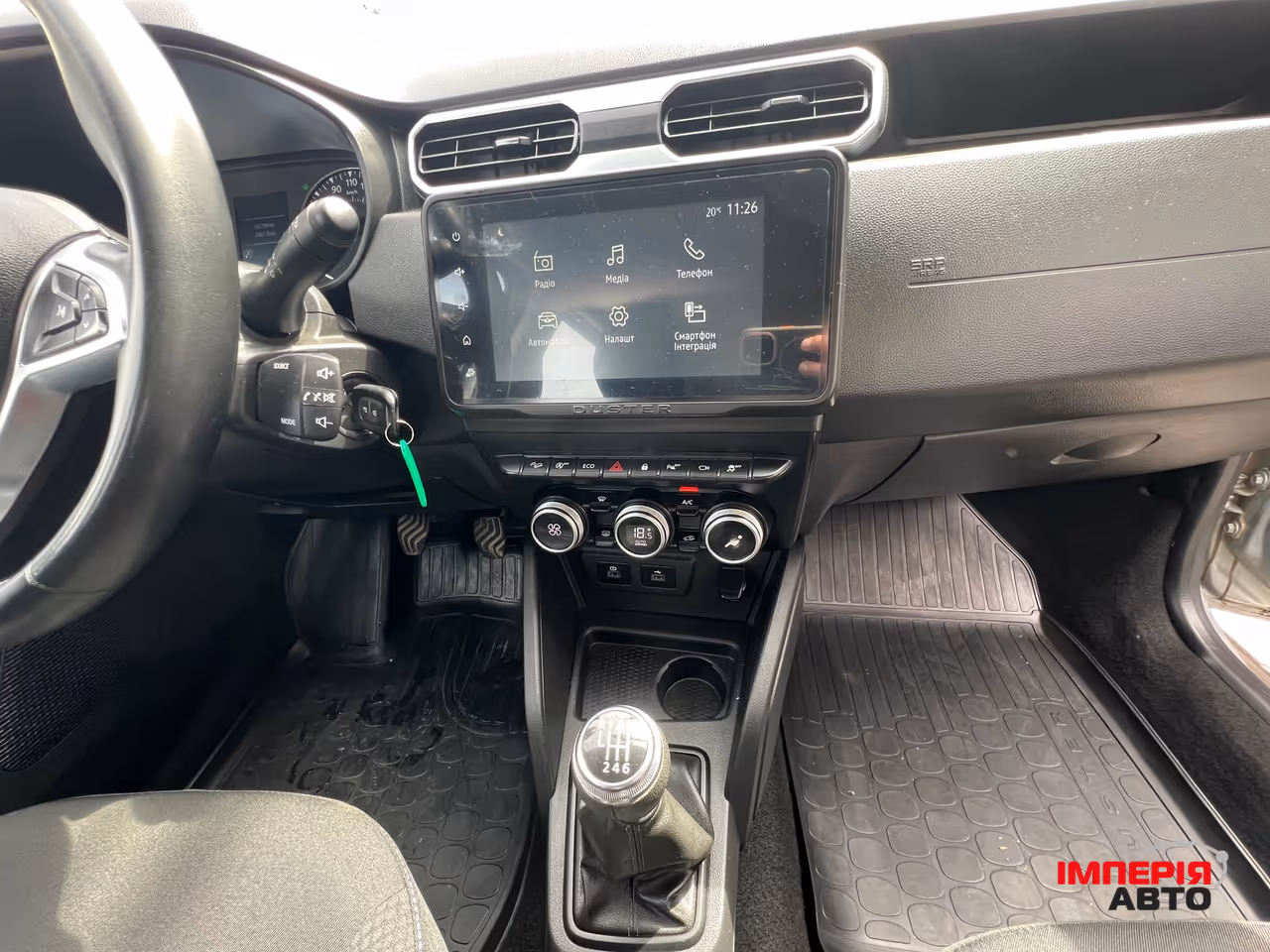 Renault Duster - фото 18
