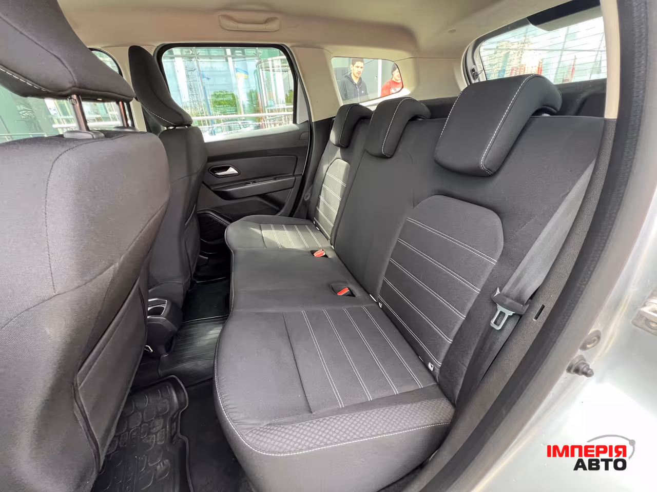 Renault Duster - фото 8