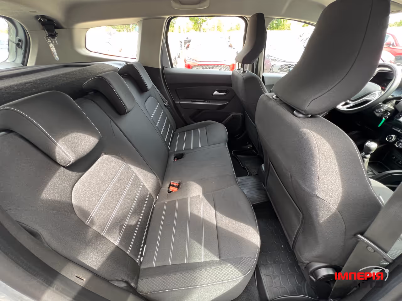 Renault Duster - фото 14