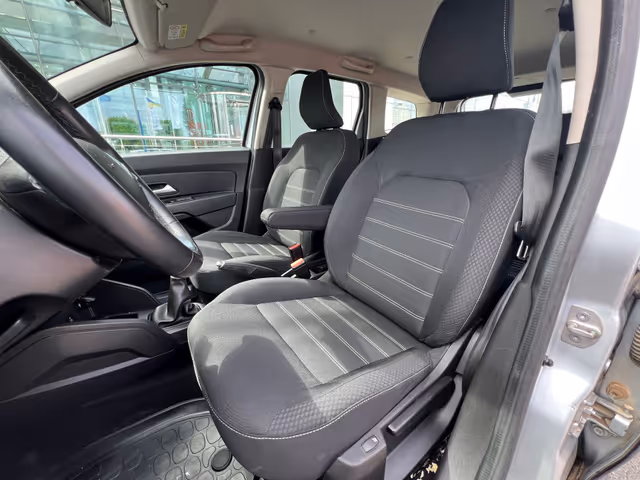 Renault Duster - фото 3