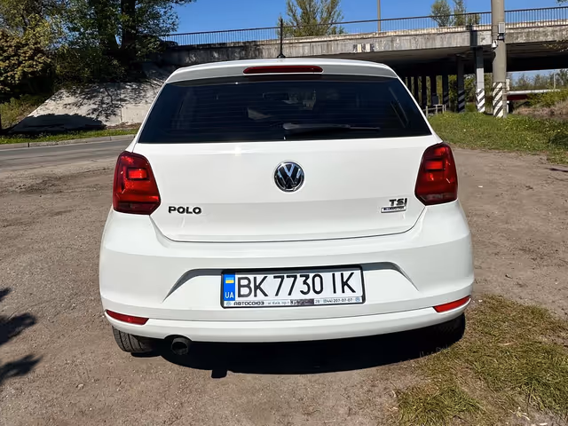 Volkswagen Polo - фото 5