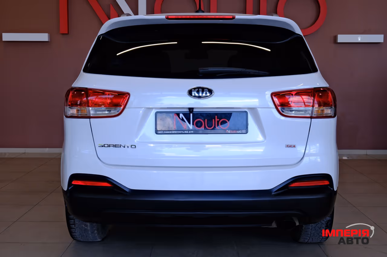 Kia Sorento - фото 6