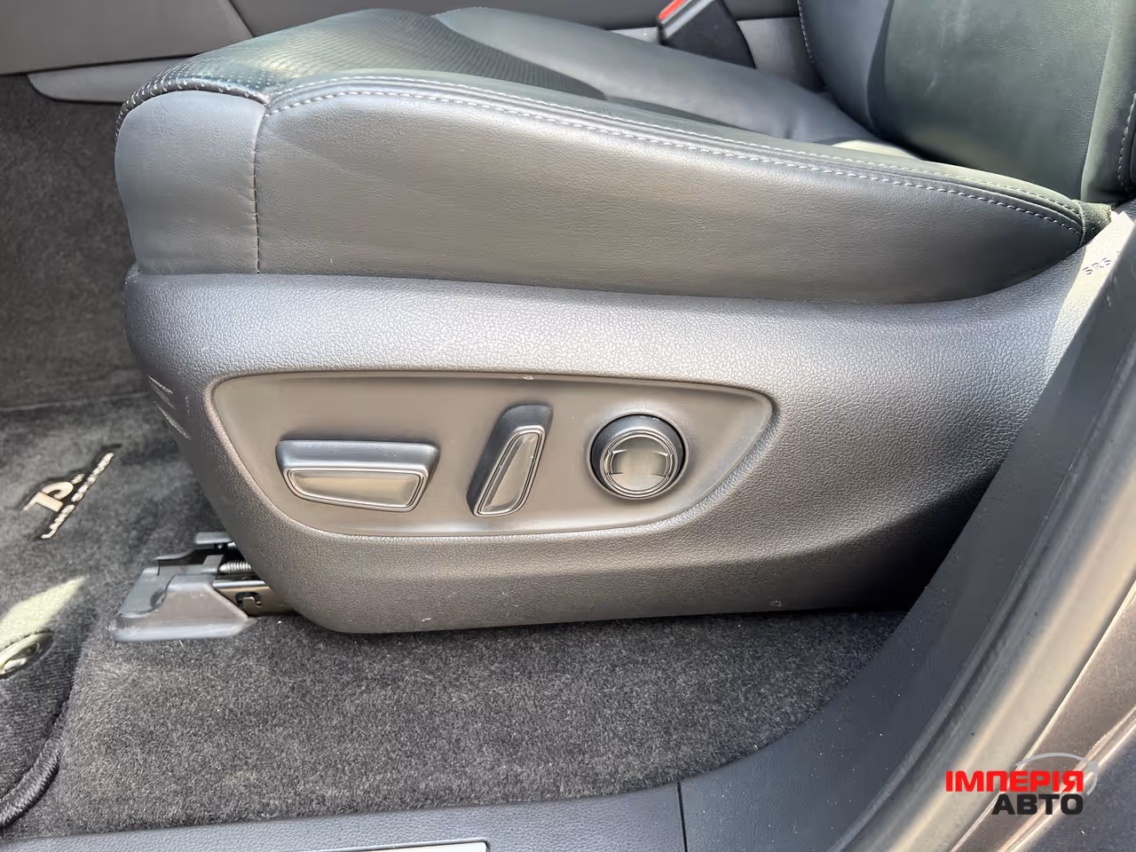 Toyota Land Cruiser - фото 18