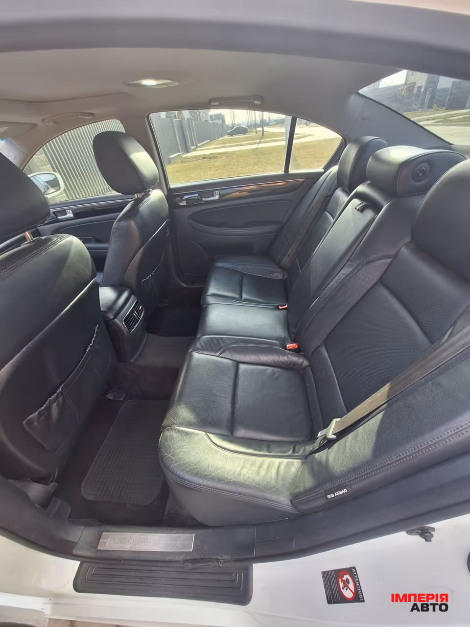 Hyundai Genesis - фото 5