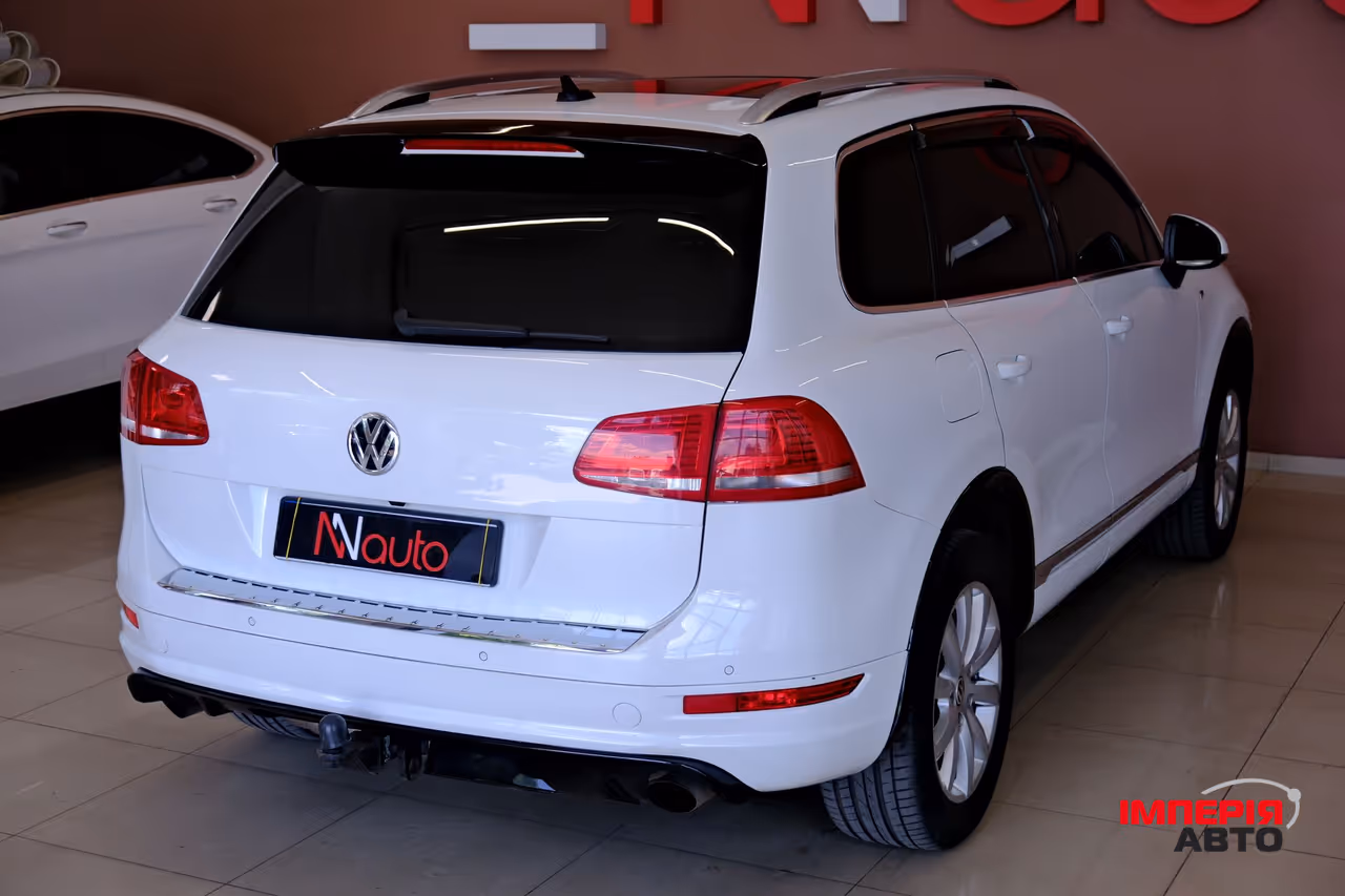 Volkswagen Touareg - фото 5