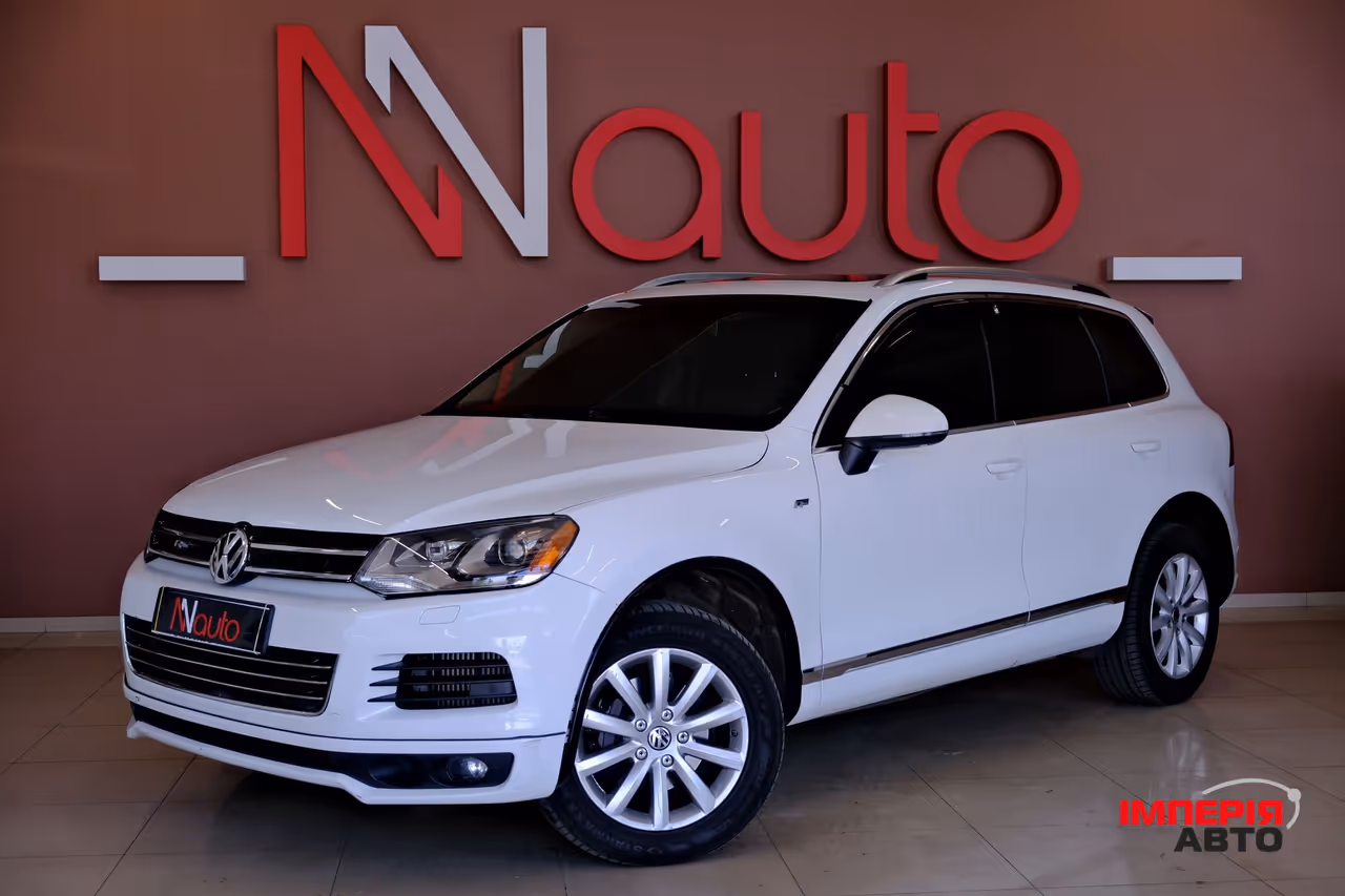 Volkswagen Touareg - фото 1