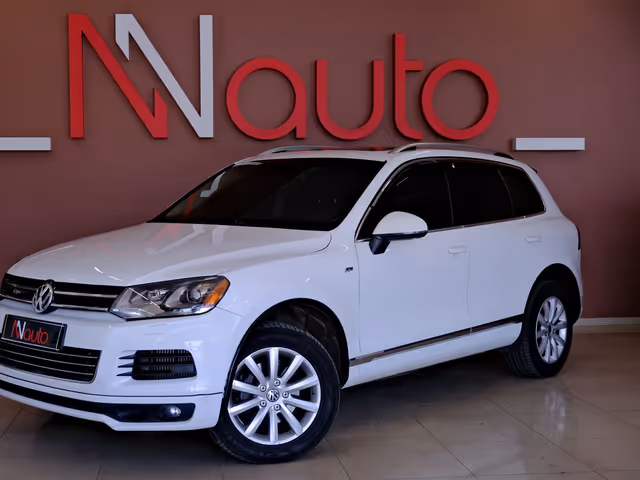 Volkswagen Touareg - фото 1