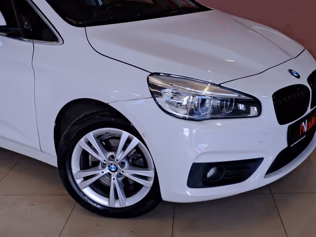 BMW 2 серії Active Tourer - фото 3