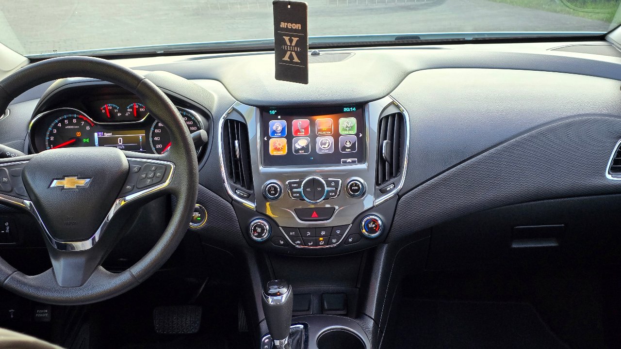 Chevrolet Cruze - фото 9