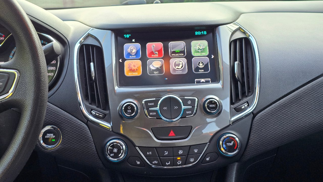 Chevrolet Cruze - фото 11