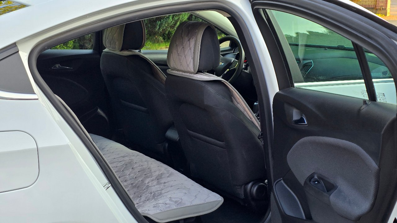 Chevrolet Cruze - фото 13