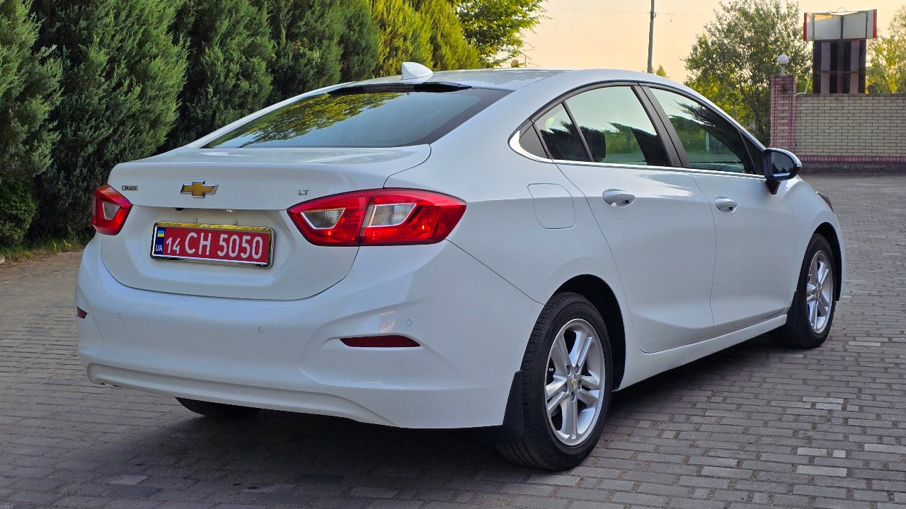 Chevrolet Cruze - фото 5