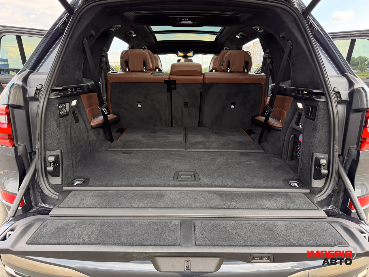 BMW X7 - фото 32