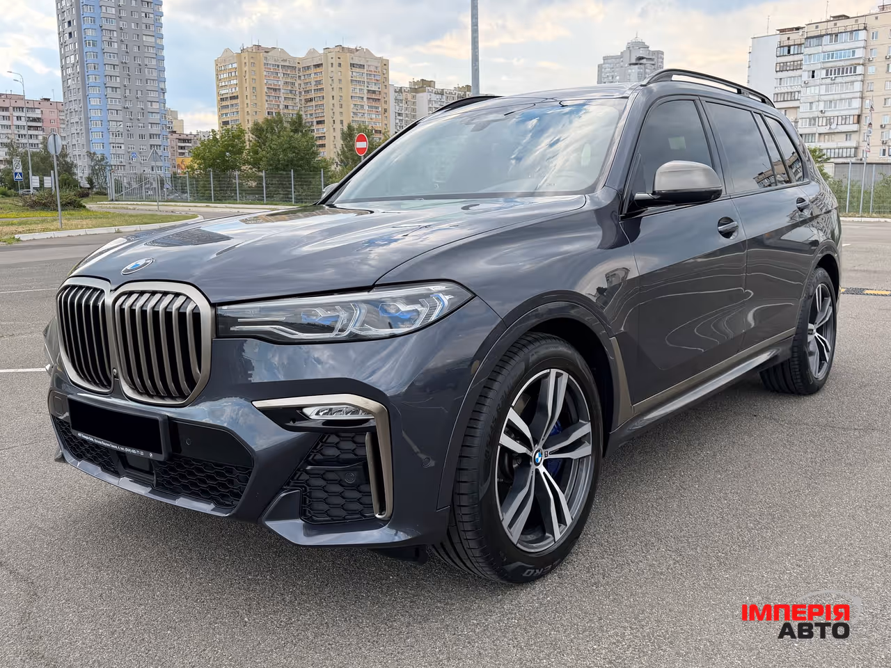 BMW X7 - фото 13