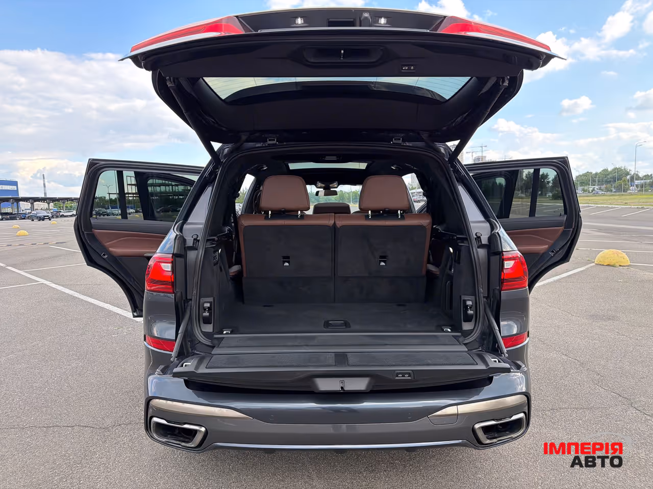 BMW X7 - фото 30