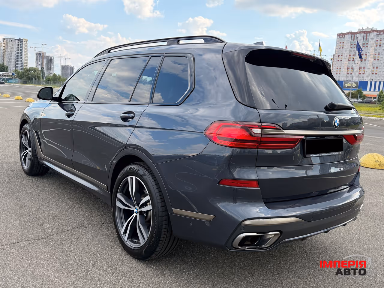 BMW X7 - фото 11