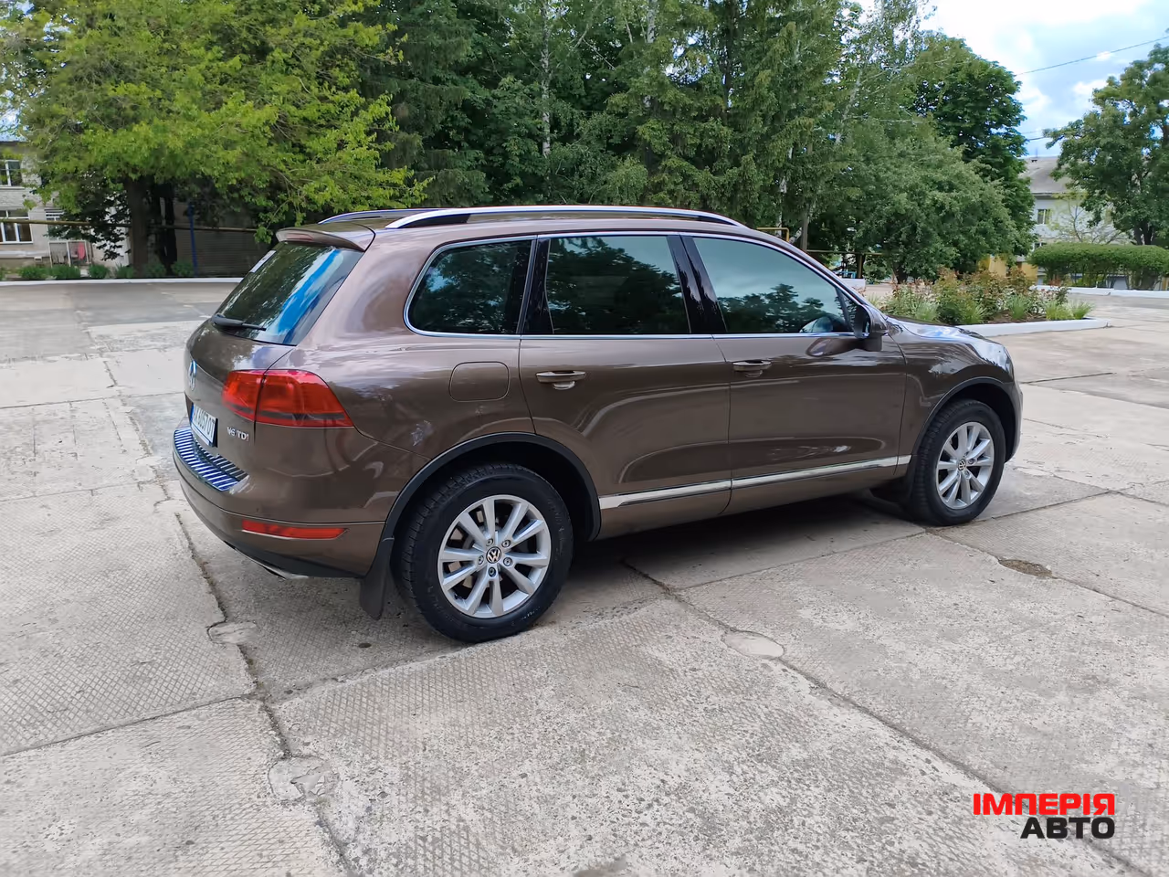 Volkswagen Touareg - фото 4