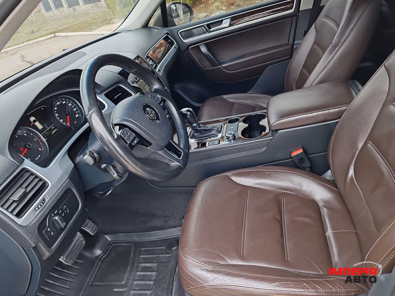 Volkswagen Touareg - фото 19