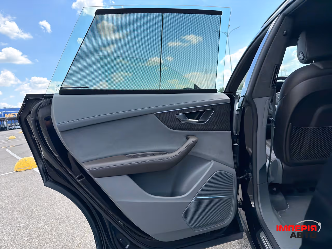 Audi Q8 - фото 20