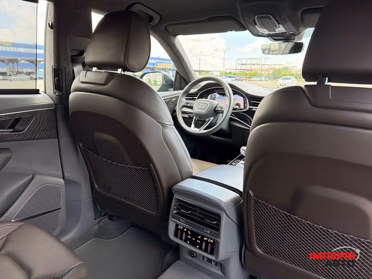 Audi Q8 - фото 5
