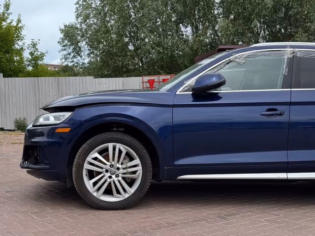 Audi Q5 - фото 2