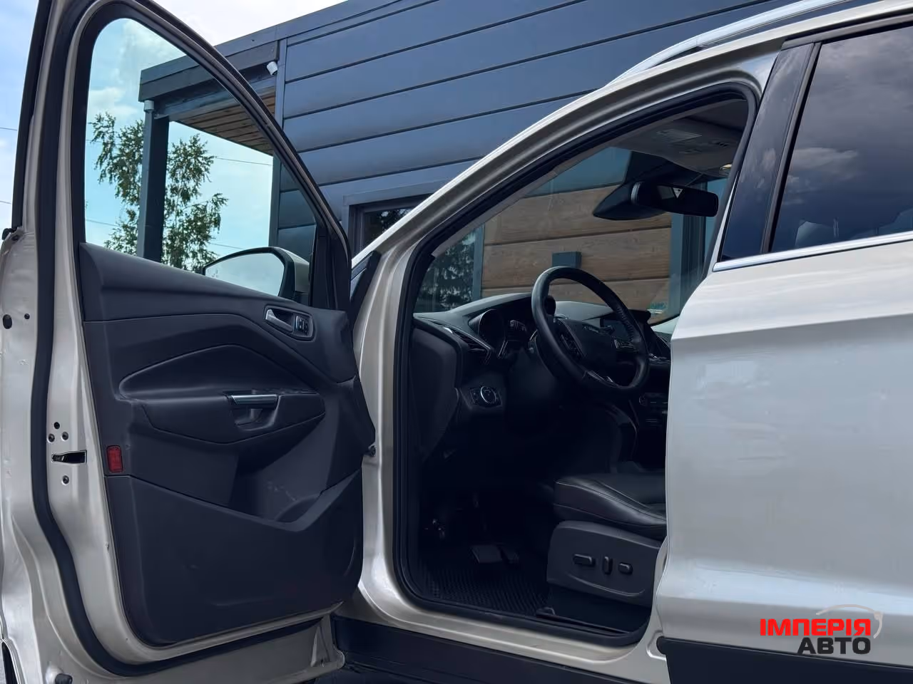 Ford Escape - фото 28