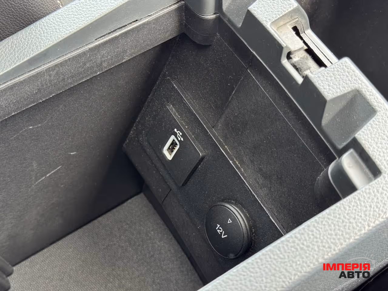 Ford Escape - фото 84