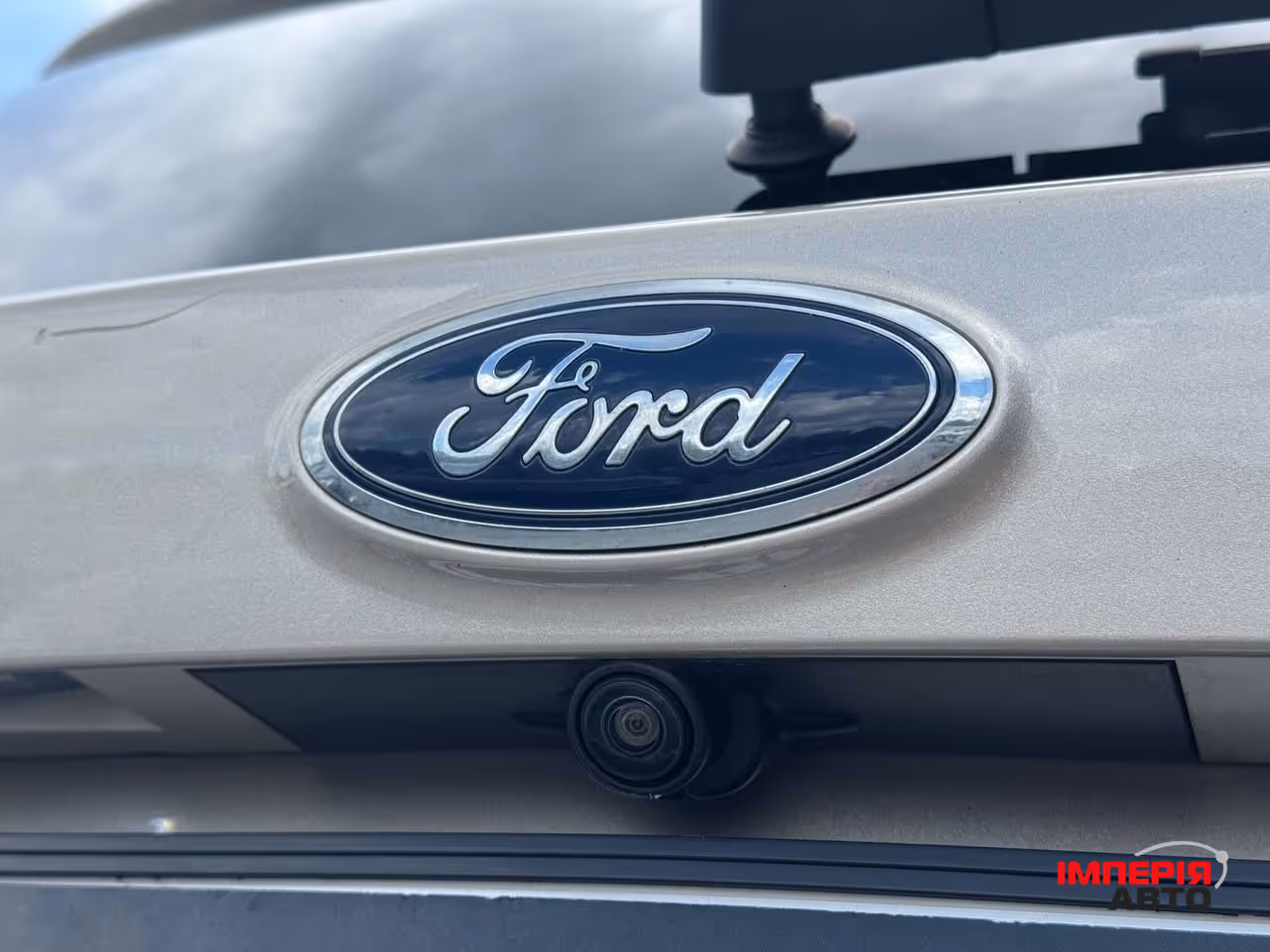 Ford Escape - фото 21