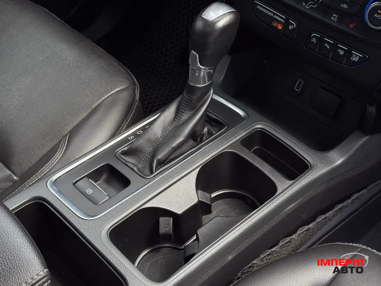 Ford Escape - фото 83