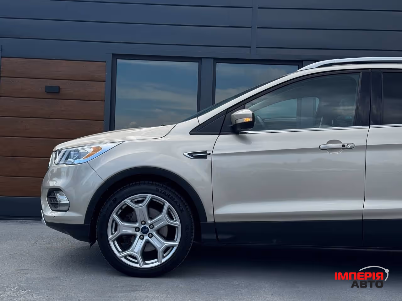 Ford Escape - фото 17