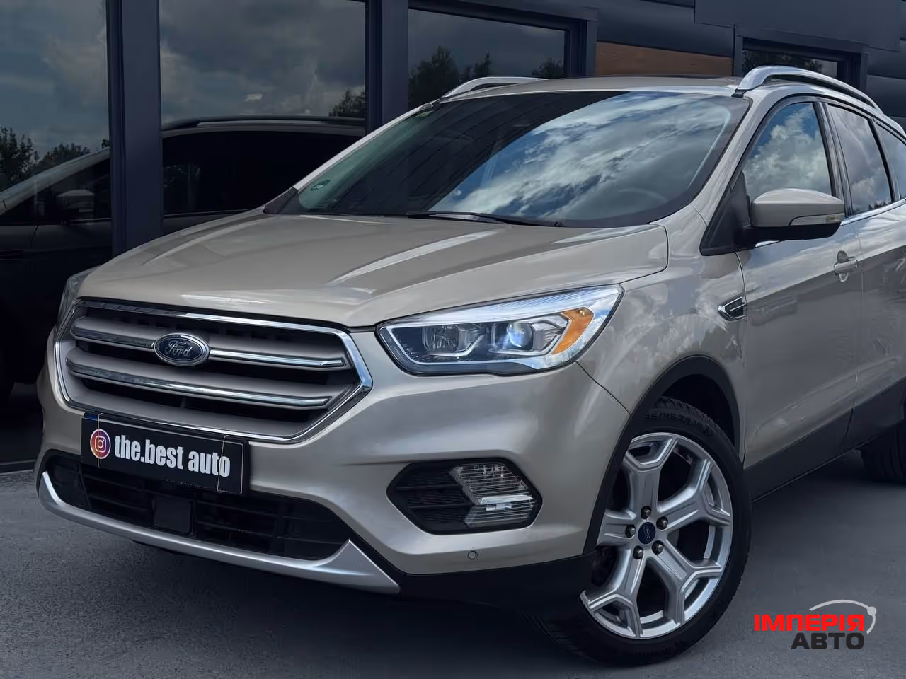 Ford Escape - фото 2