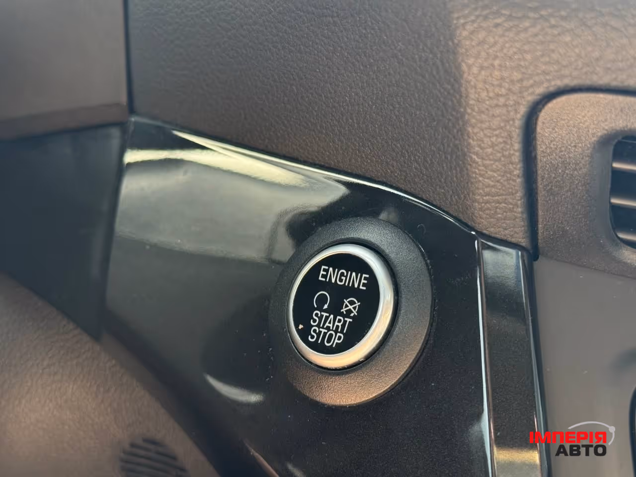 Ford Escape - фото 54
