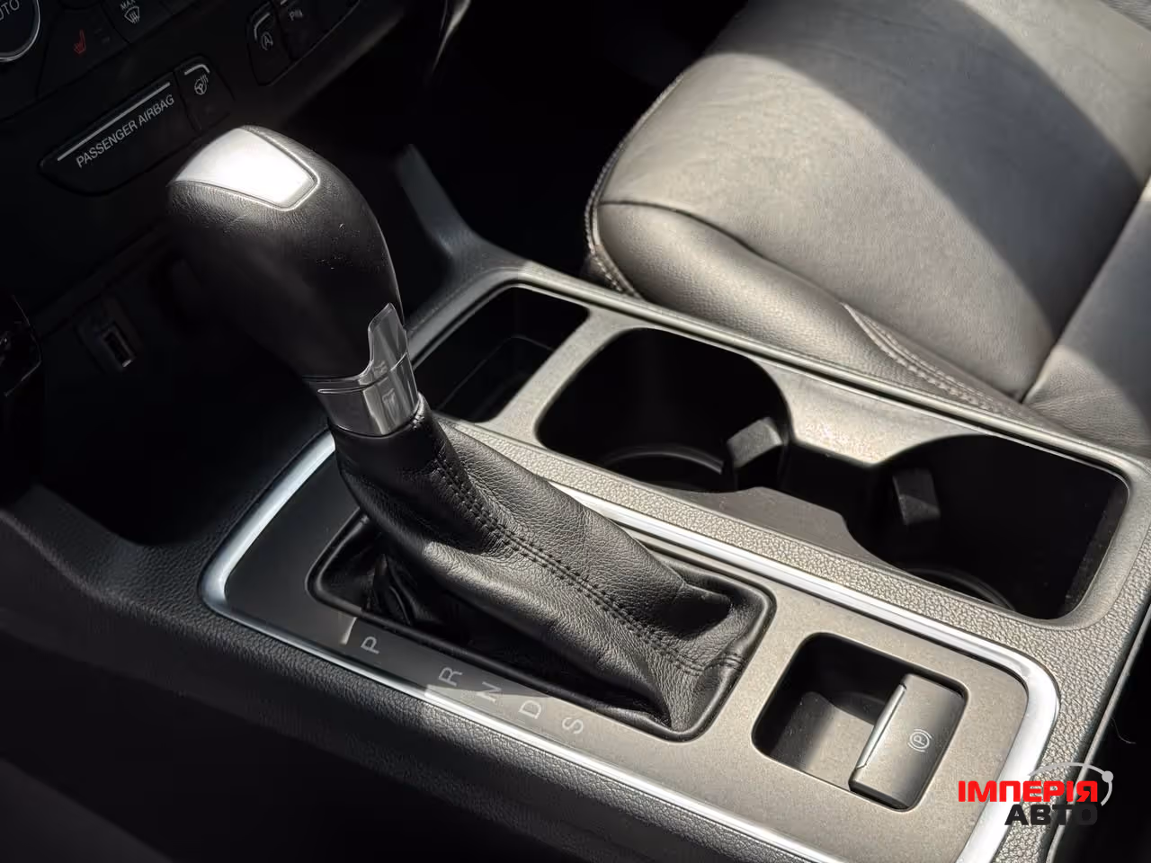 Ford Escape - фото 43