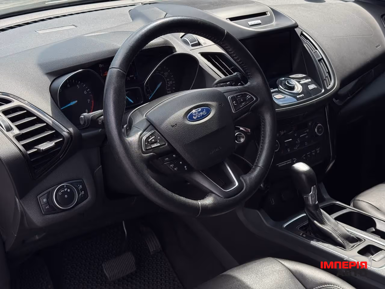 Ford Escape - фото 40