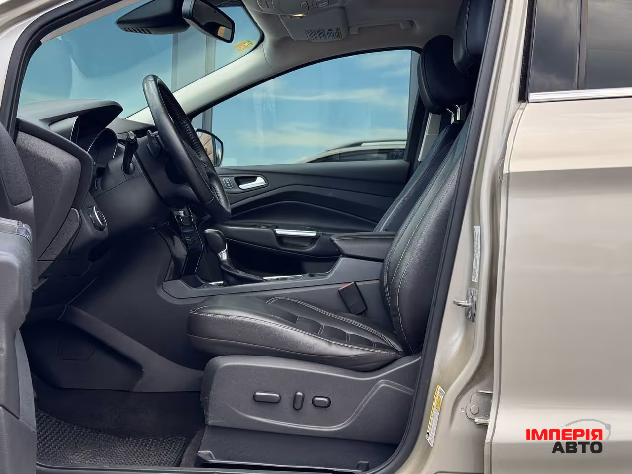 Ford Escape - фото 35