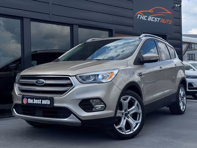 Ford Escape - фото 1