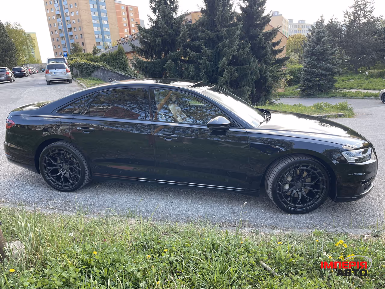 Audi A8 - фото 6