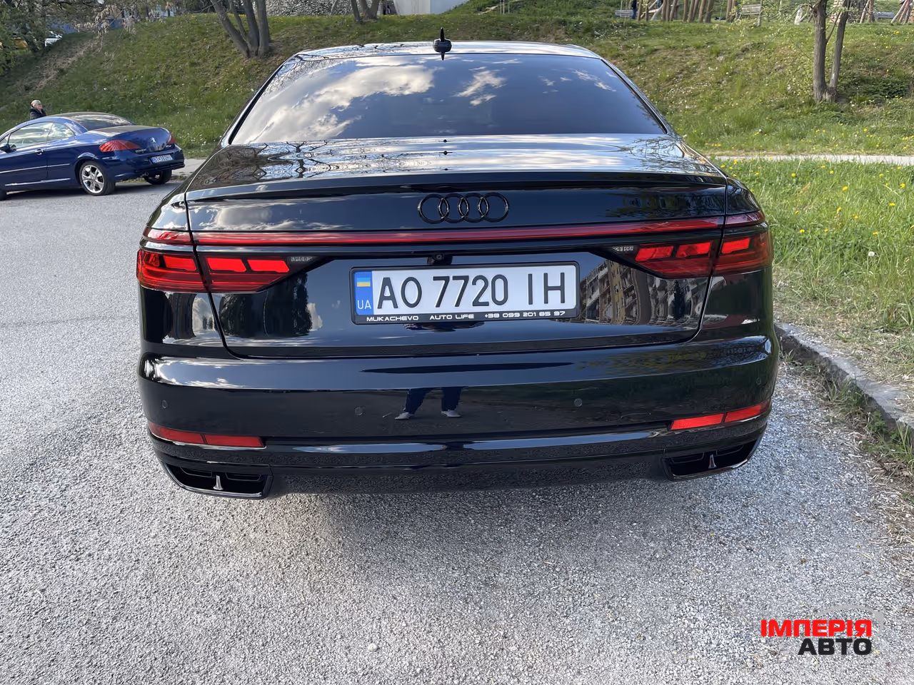 Audi A8 - фото 14