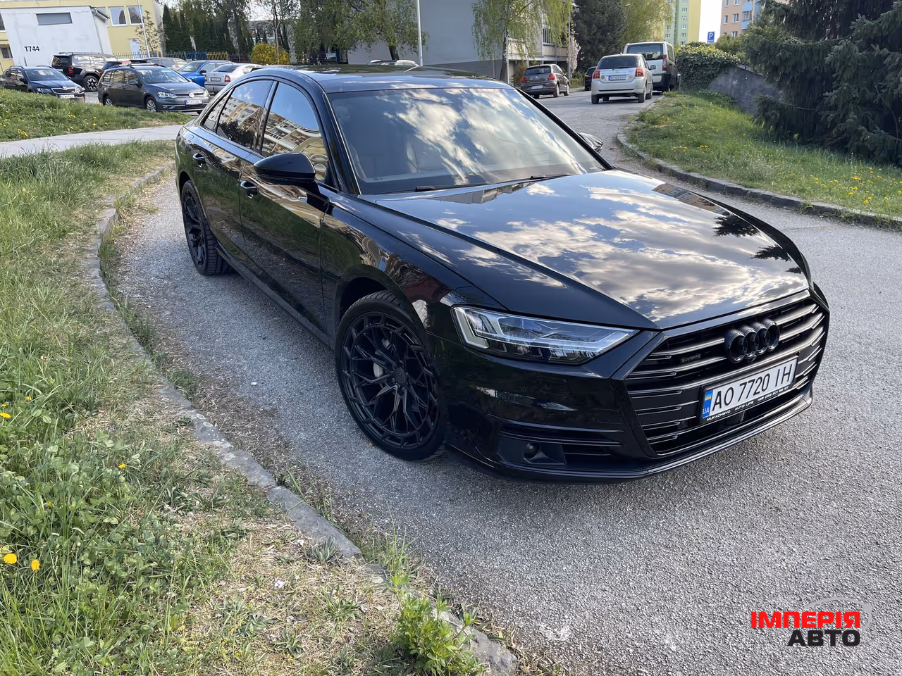 Audi A8 - фото 5