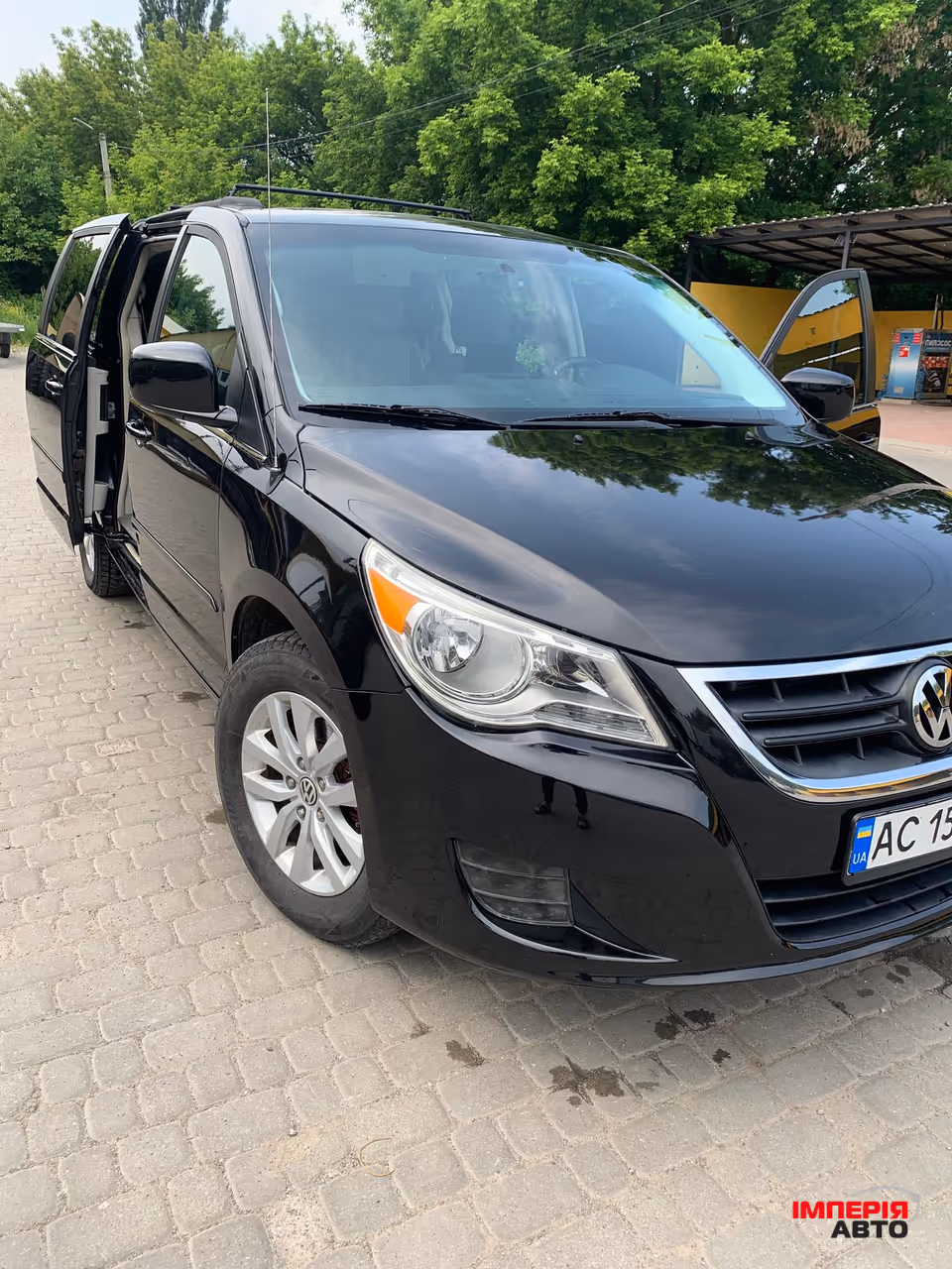 Volkswagen Routan - фото 11