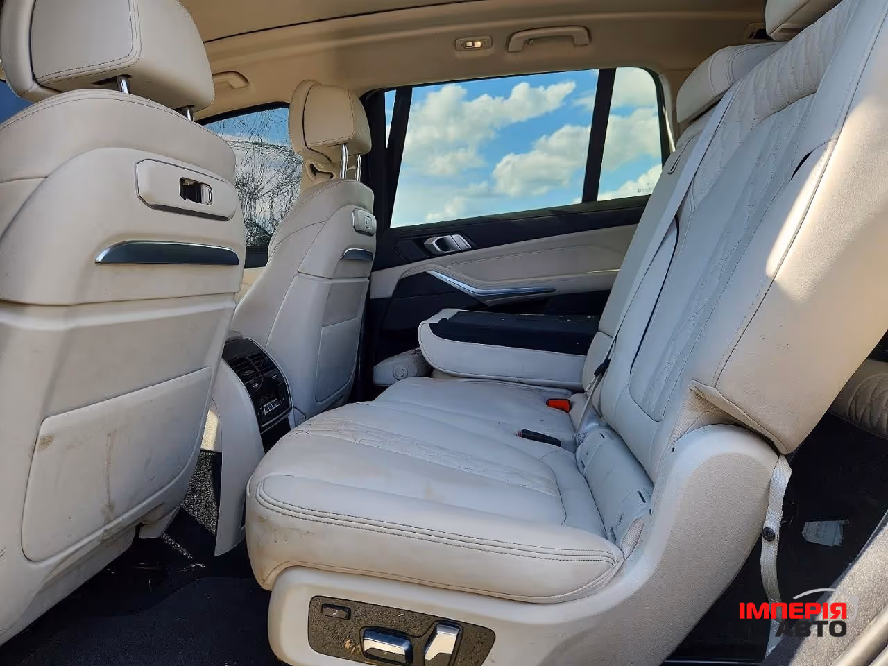 BMW X7 - фото 8