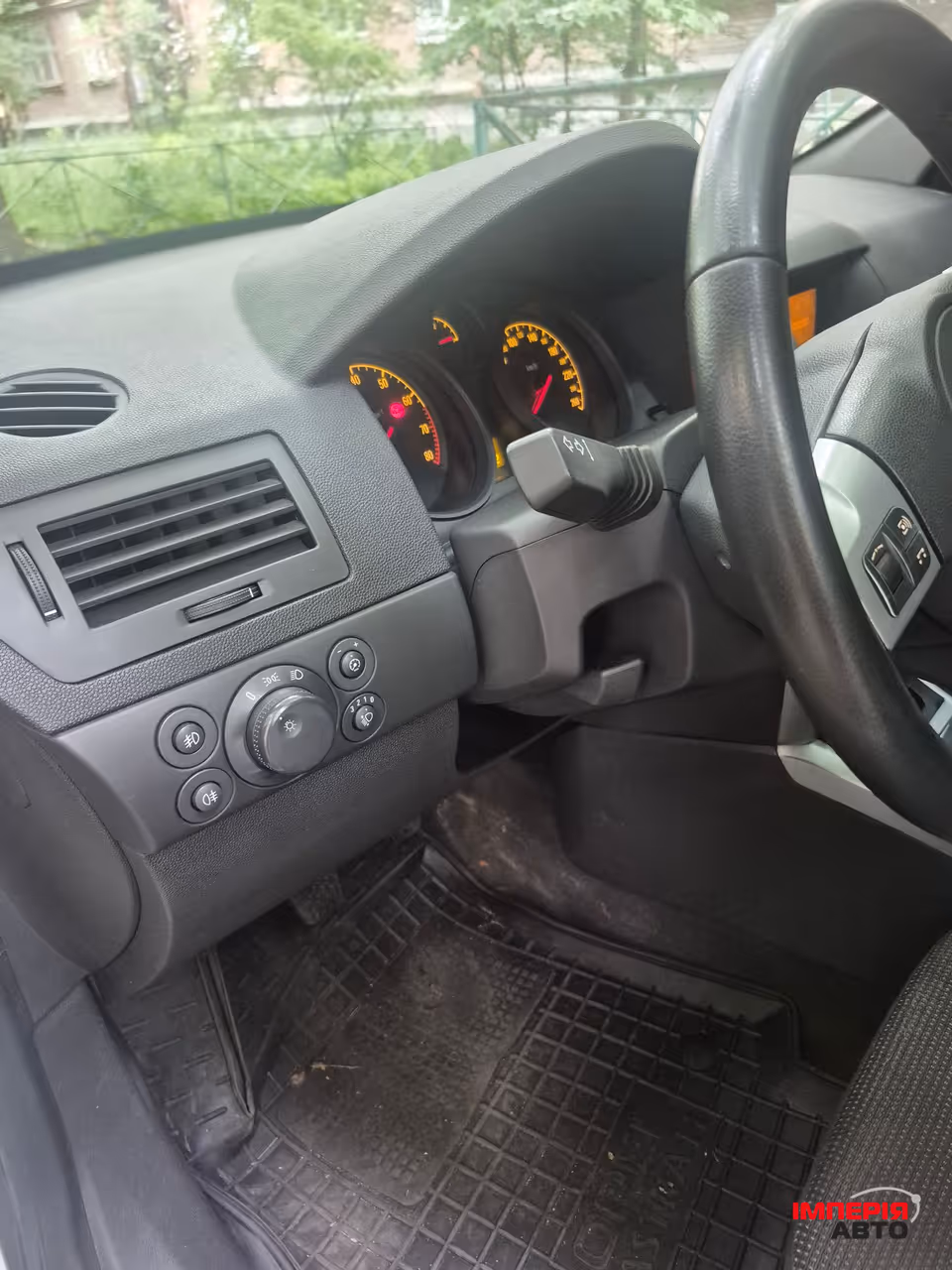 Opel Astra - фото 12