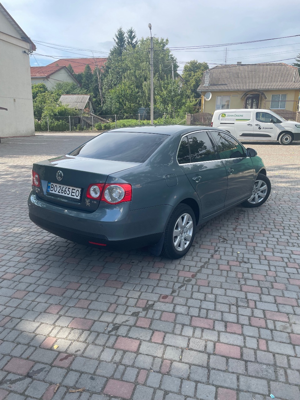 Volkswagen Jetta - фото 6