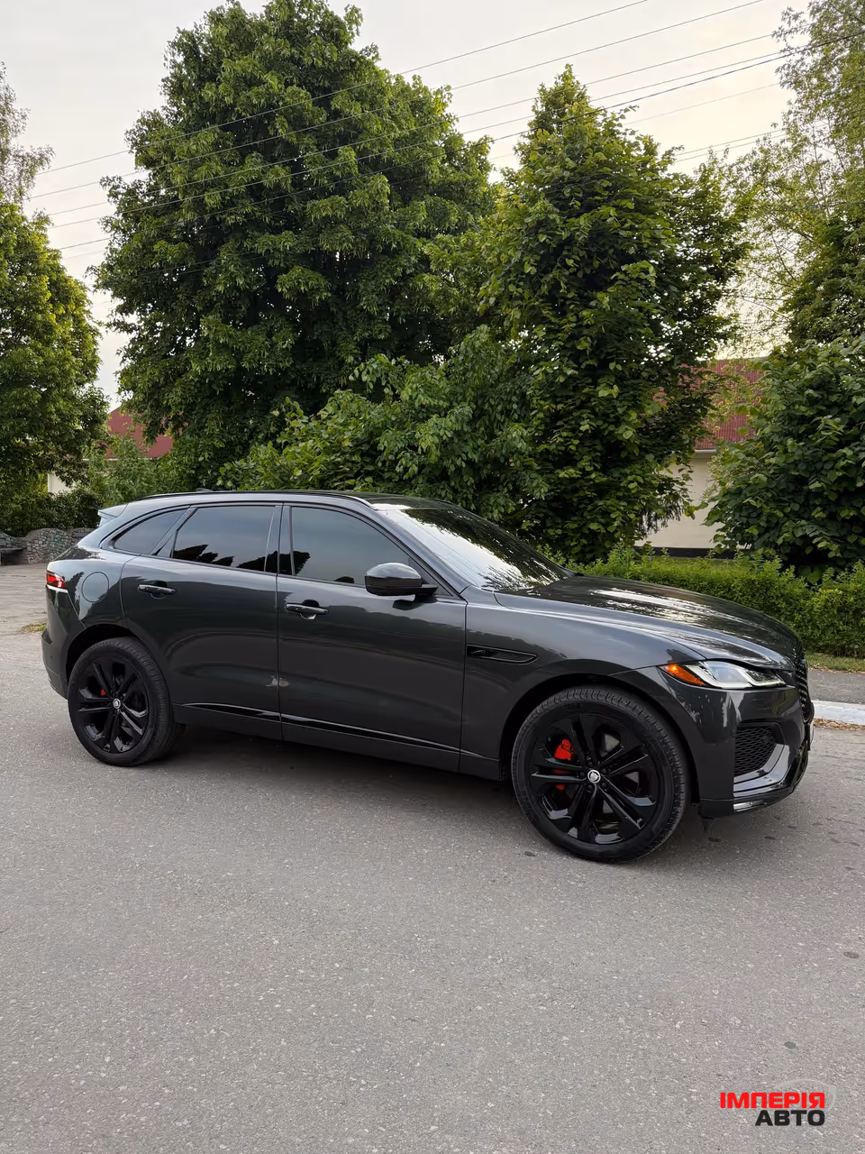 Jaguar F-Pace - фото 3