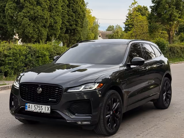 Jaguar F-Pace - фото 1