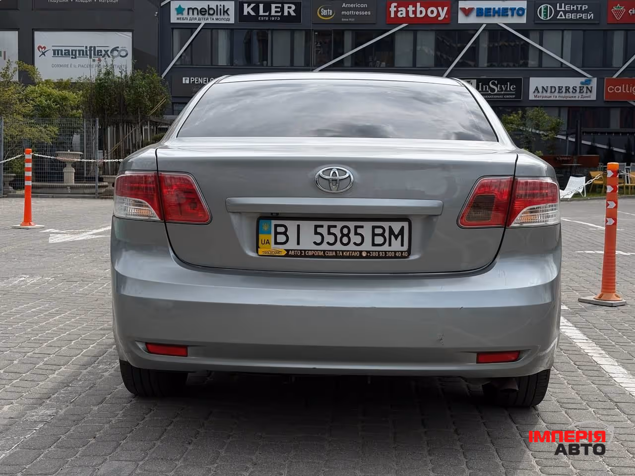 Toyota Avensis - фото 10