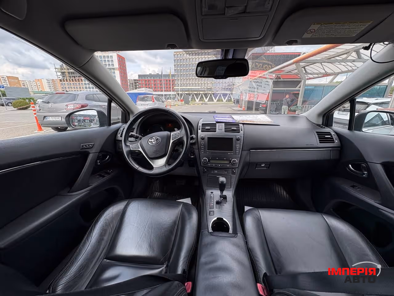 Toyota Avensis - фото 8