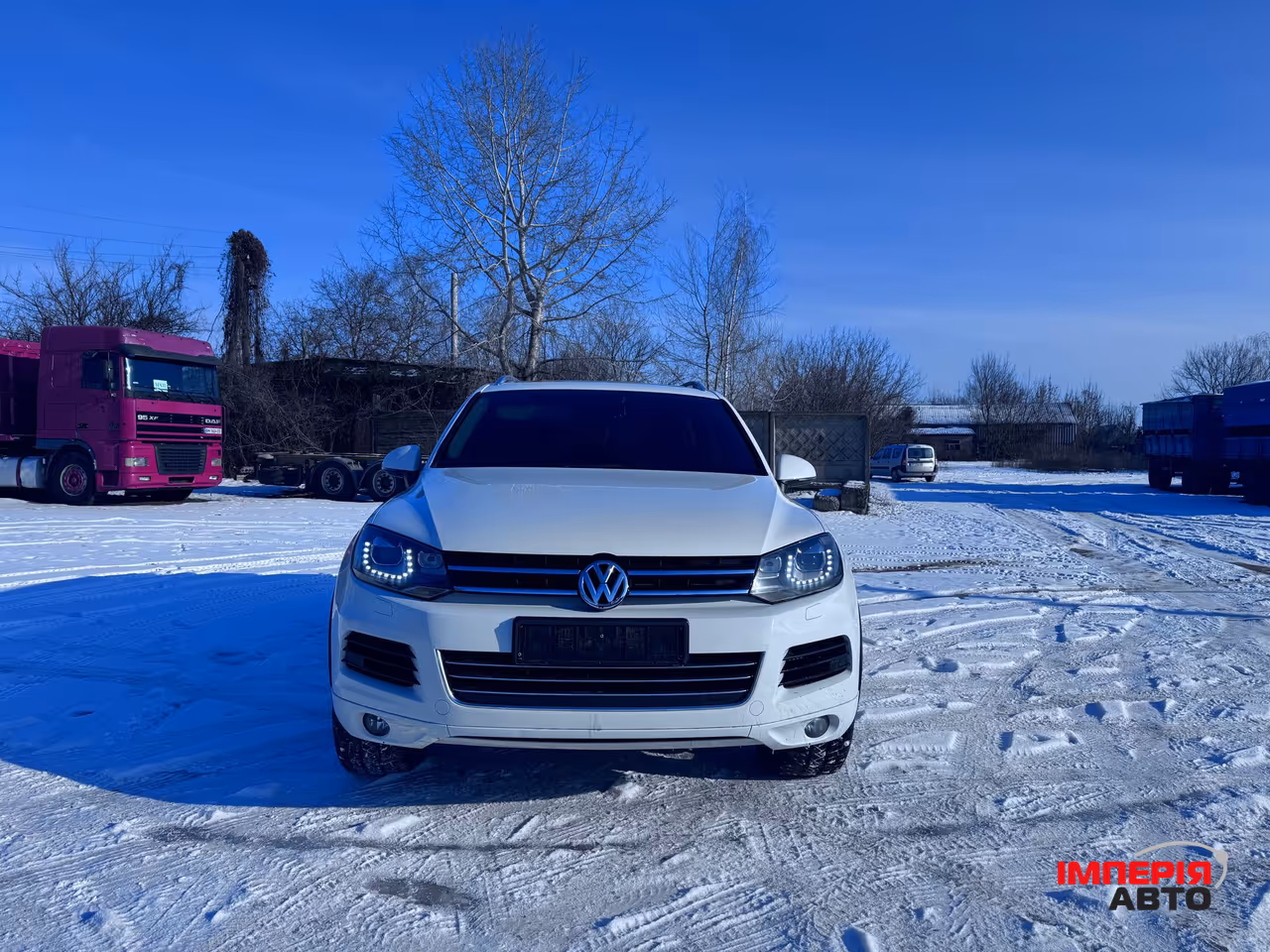 Volkswagen Touareg - фото 2