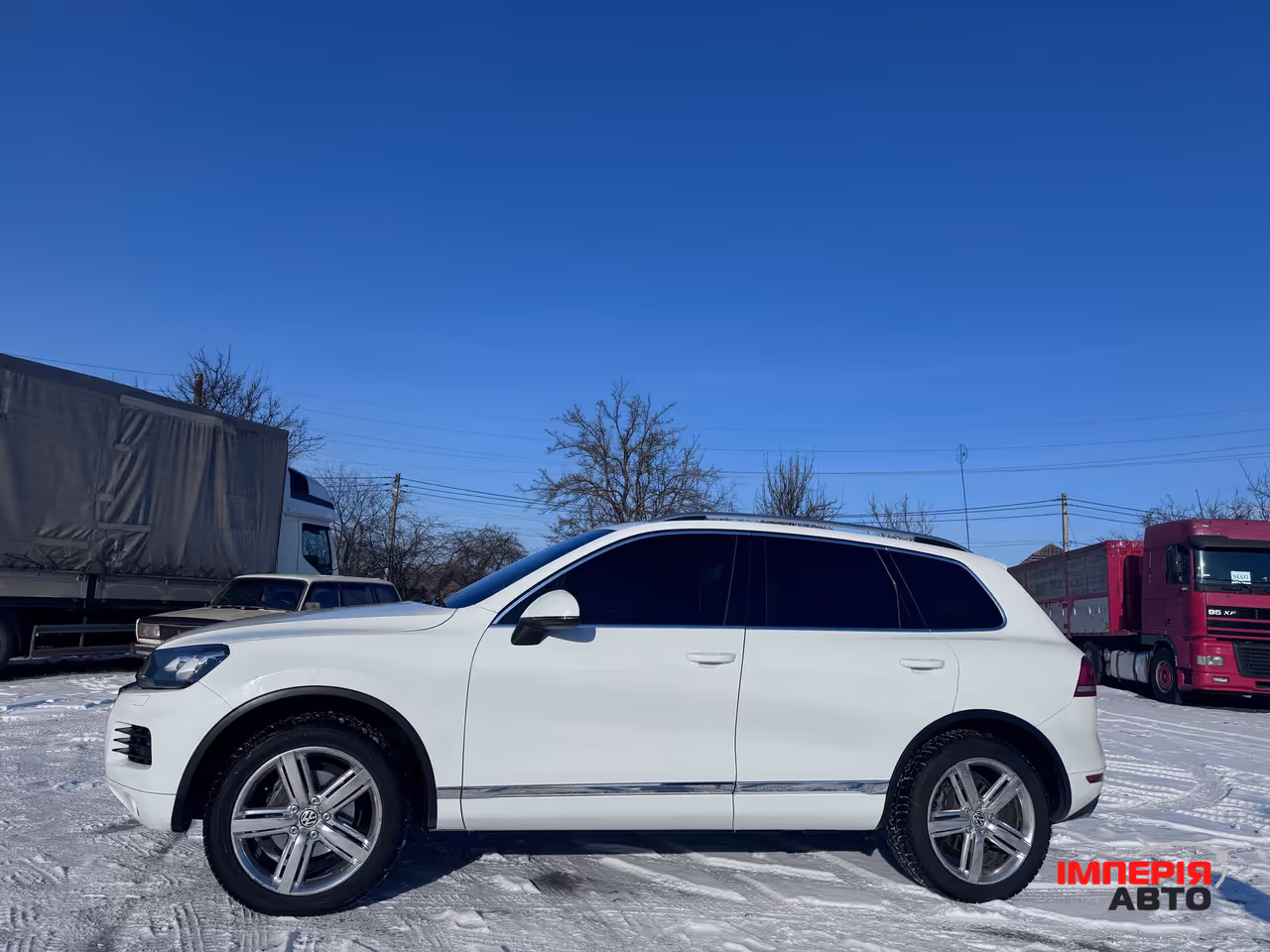 Volkswagen Touareg - фото 5